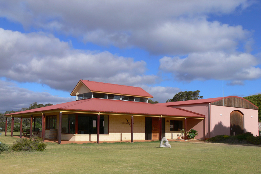 Eagle Vale Winery & Tasting Bar - Image 2