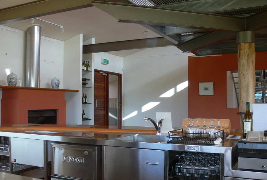 Eagle Vale Winery & Tasting Bar - Image 4